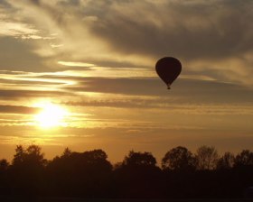 romantic-champagne-balloon-ride